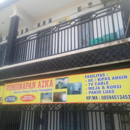 Penginapan Azka Hotel Serang Exterior photo